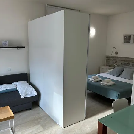 Elma1 Apartamento Castelldefels